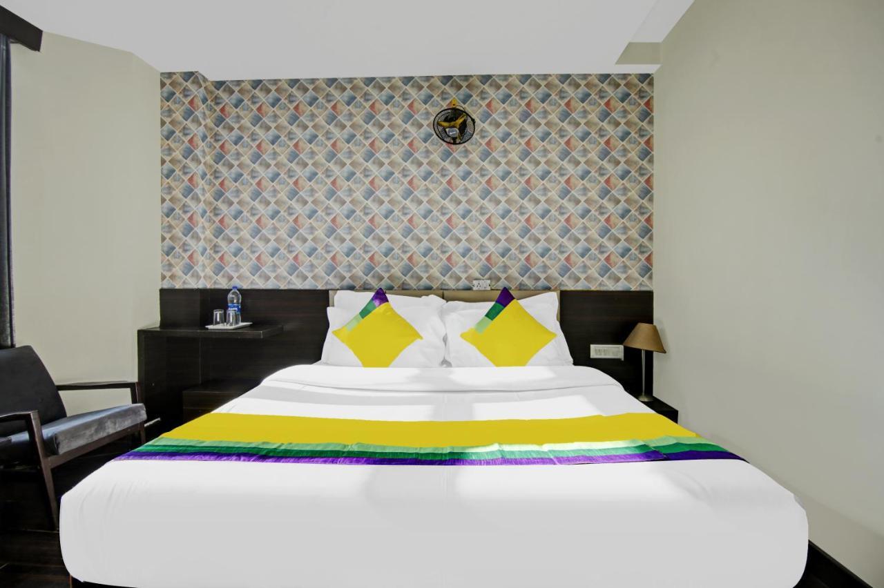 Itsy Hotels Crystal Palace With Valley View Shimla Eksteriør bilde