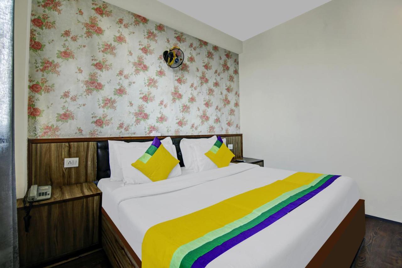 Itsy Hotels Crystal Palace With Valley View Shimla Eksteriør bilde